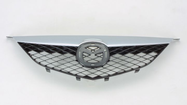 GRILLE W/CHROME MOULDING STD
