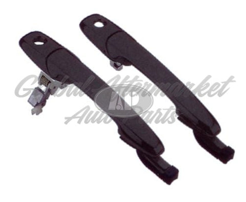 DOOR HANDLE FR LH OUTER W/KEY HOLE W/O KEYLESS ENTRY PTM