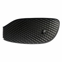 GRILLE LOWER FR LH TEXTURED BLACK W/PARK ASSIST SENSOR W/O AMG
