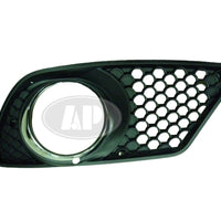 FOG LAMP BEZEL FR RH W/FOG LAMP HOLE (W/AMG)