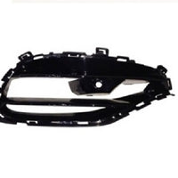 GRILLE LOWER FR RH BRIGHT BLACK FINISH W/SENSOR