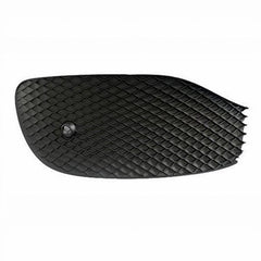 GRILLE LOWER FR RH TEXTURED BLACK W/PARK ASSIST SENSOR W/O AMG