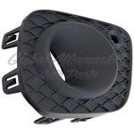 FOG LAMP BEZEL FR RH TEXTURED BLACK W/PARK ASSIST SENSOR W/O AMG — photo 5