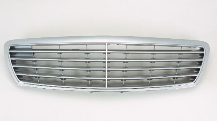 GRILLE SILVER W/CHROME FRAME (ELEGANCE PKG)
