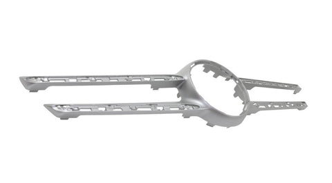 GRILLE MOLDING FR SILVER W/CAMERA