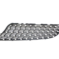 GRILLE MOLDING RH LOWER BLACK W/CHROME DIAMONDS LOOK/RADAR/SURROUND VIEW CAMERA/AMG STYLING PKG