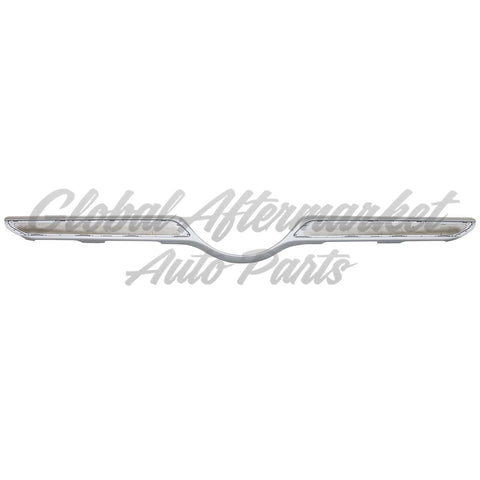 GRILLE MOLDING LOWER CENTER SILVER W/O CAMERA/AMG