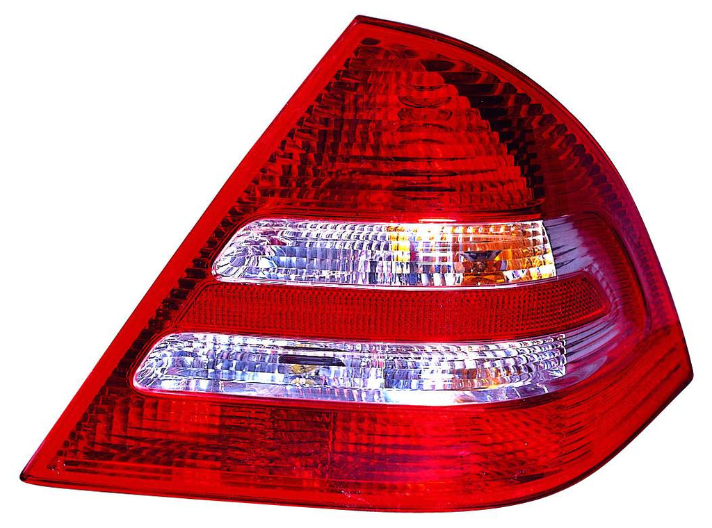 TAIL LAMP RH SDN HQ