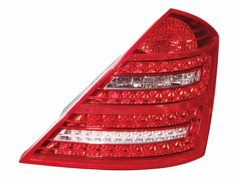 TAIL LAMP RH HQ