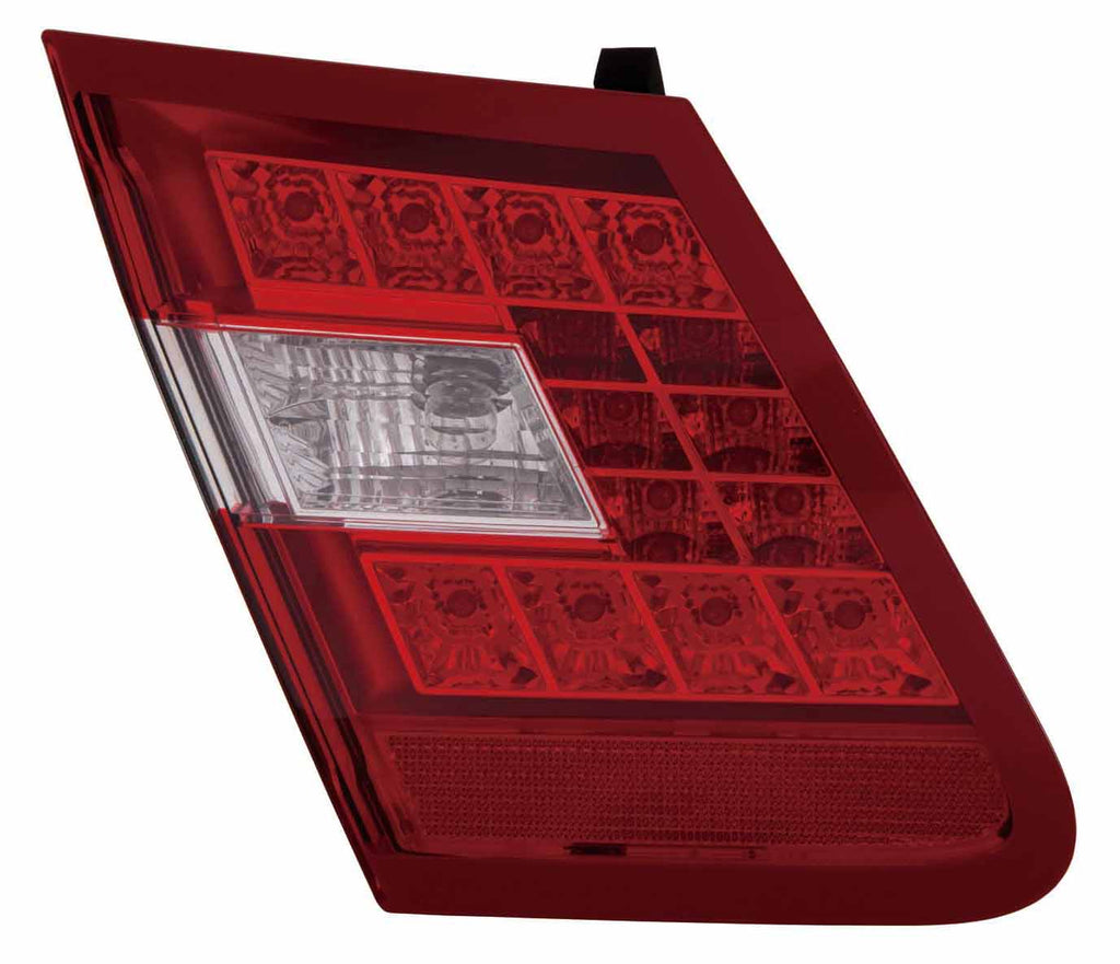 TRUNK LAMP RH (BACK-UP LAMP) SDN HQ