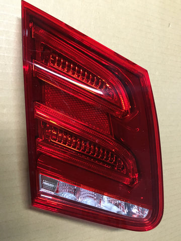 TRUNK LAMP RH (BACKUP LAMP) SDN/HYB HQ