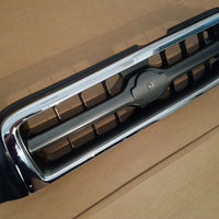 GRILLE CHROME/SILVER/CHARCOAL LE MODEL FROM 12/1998