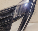 GRILLE FR GLOSS BLACK W/CHROME MOLDING W/O CAMERA US BUILT — photo 2