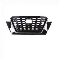 GRILLE FR PTD BLACK W/CHROME MOLDING W/O CAMERA S/ SV MODELS