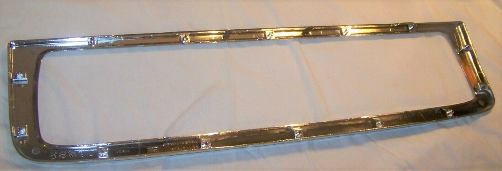 GRILLE MOULDING LE