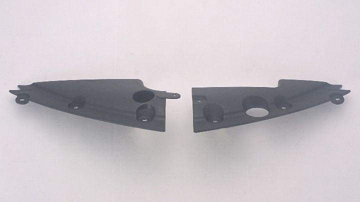 GRILLE MOULDING RH UPPER