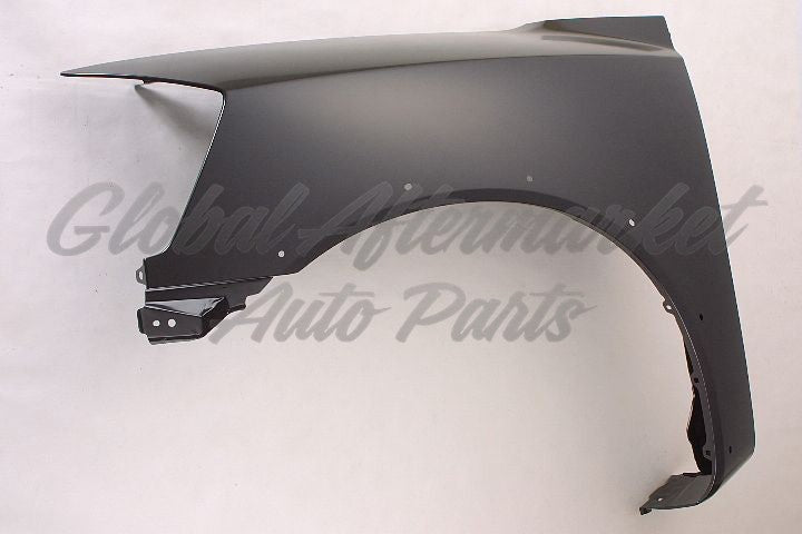 FENDER FR LH W/MOULDING HOLE