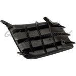 FOG LAMP COVER FR RH — photo 3