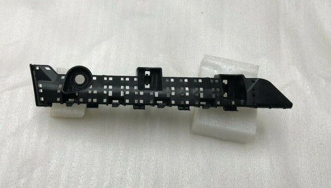BUMPER RETAINER FR RH PLASTIC