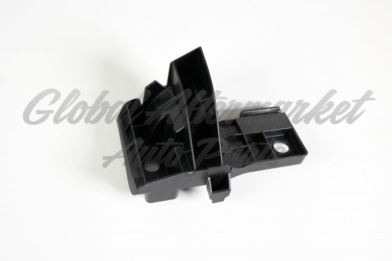 BUMPER BRACKET RR LH UPPER CORNER