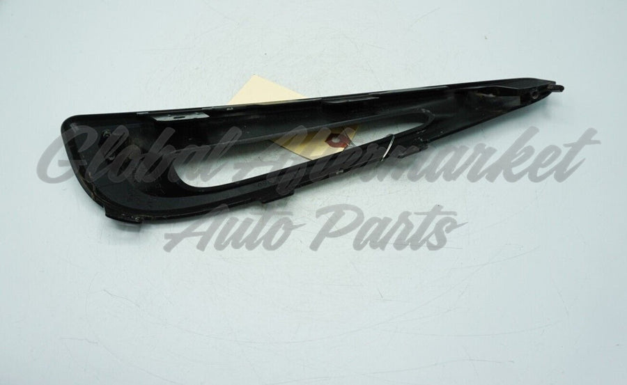 BUMPER MOLDING FR LH GLOSS BLACK W/O LED LAMP