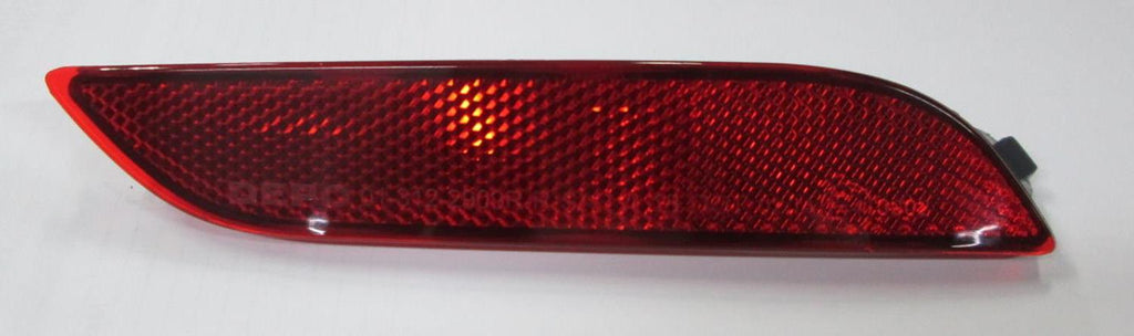 REFLECTOR RR LH FOR RX W/O F-SPRT FITS NORTH AMERICA / JAPAN BUILT CAPA