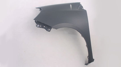 FENDER FR RH W/ANTENNA HOLE CAPA