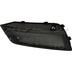 FOG LAMP COVER RH TEXTURED BLACK W/CHROME MOLDING STRIP
