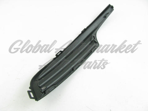GRILLE RH OUTER W/O CHROME STRIP