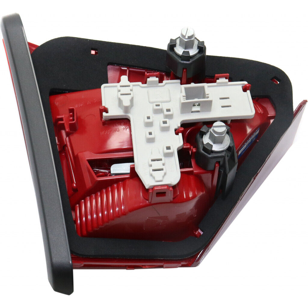 TRUNK LAMP RH CAPA