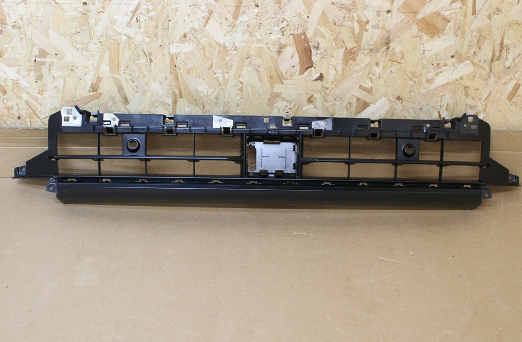 GRILLE LOWER FR TEXTURED BLACK W/O S-LINE
