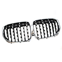 GRILLE FR CHROME FRAME W/BLACK SLATS/SILVER FR EDGE/NIGHT VISION M50I