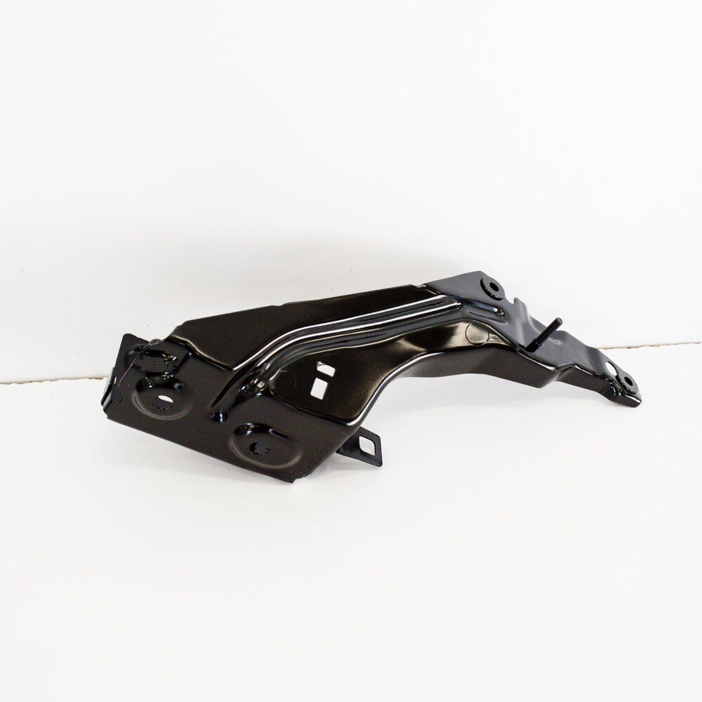 FENDER BRACKET FR RH STEEL 2ND GEN