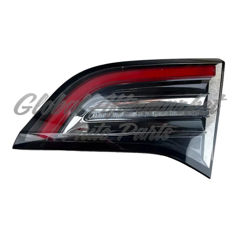 TRUNK LAMP RH
