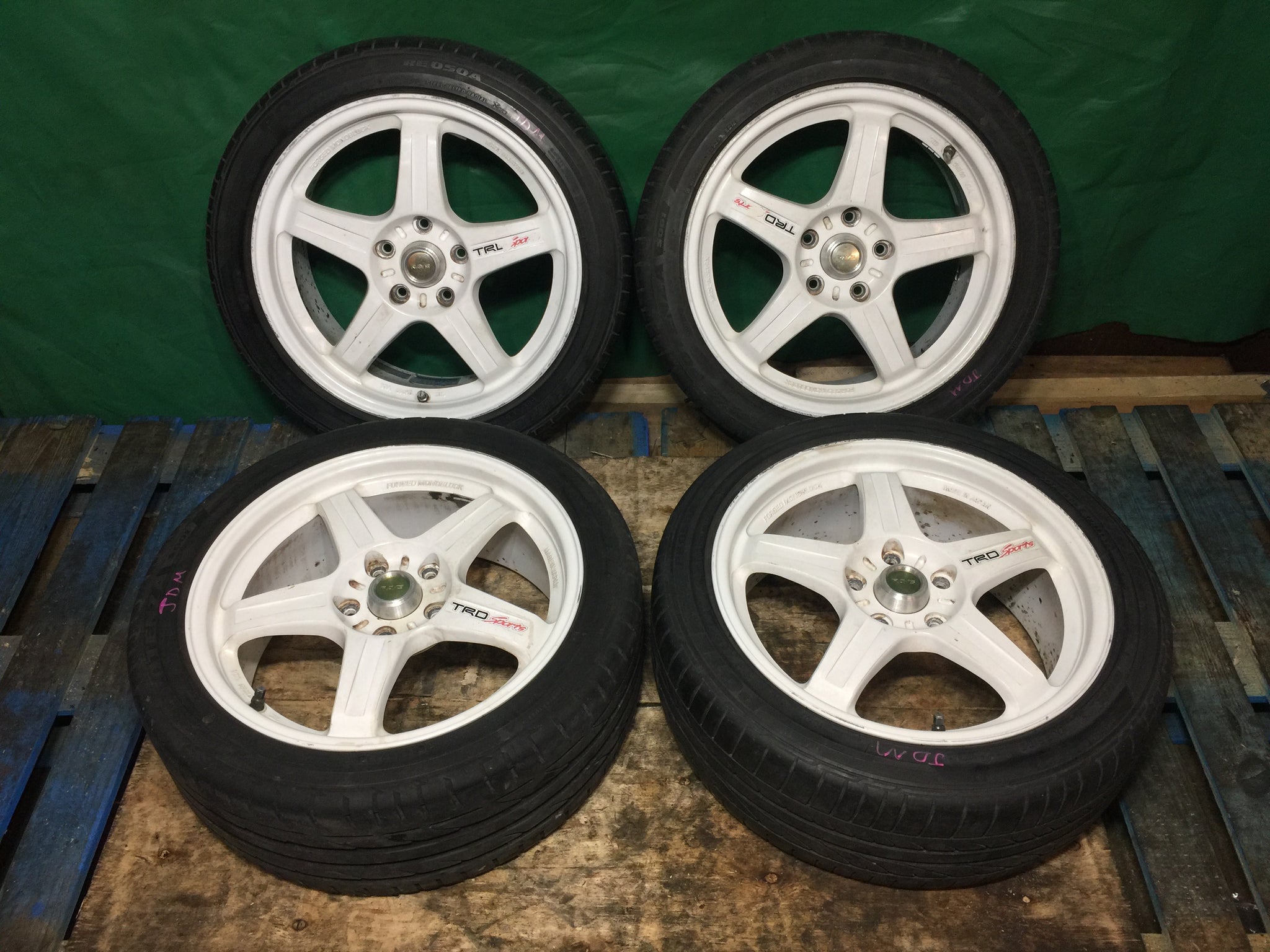1056 | IS300 RAYS TRD 5X114.3 17X7 1/2JJ OFFSET +45 POTENZA S001