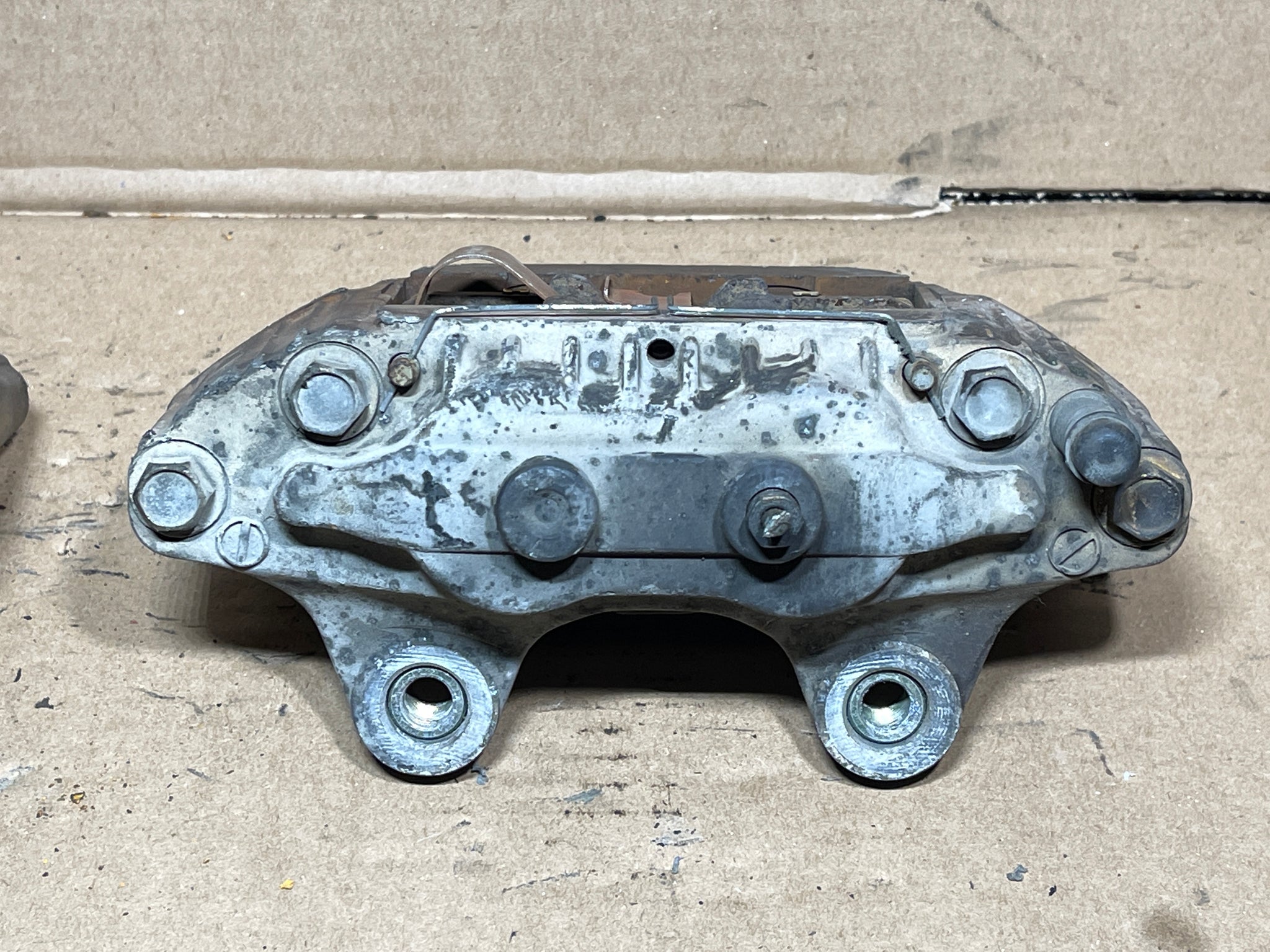 2039 | JDM 1989–2000 Nissan 300ZX Z32 Front 4 Piston Brake