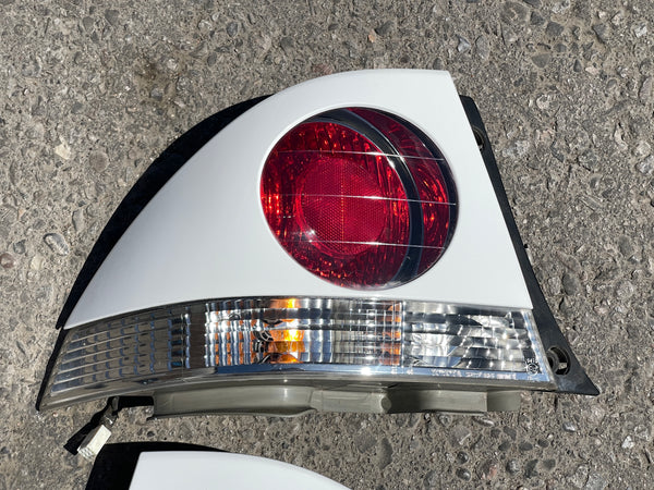 JDM Lexus IS300 Toyota Altezza OEM Tail Lights Lamps 2001-2005 OEM Cover | Tail Lights | Altezza, Altezza Tail Lights, Is300, is300 Tail Lights, Jdm Altezza, Jdm Altezza Parts, Toyota Altezza, Toyota Altezza Parts | 2306