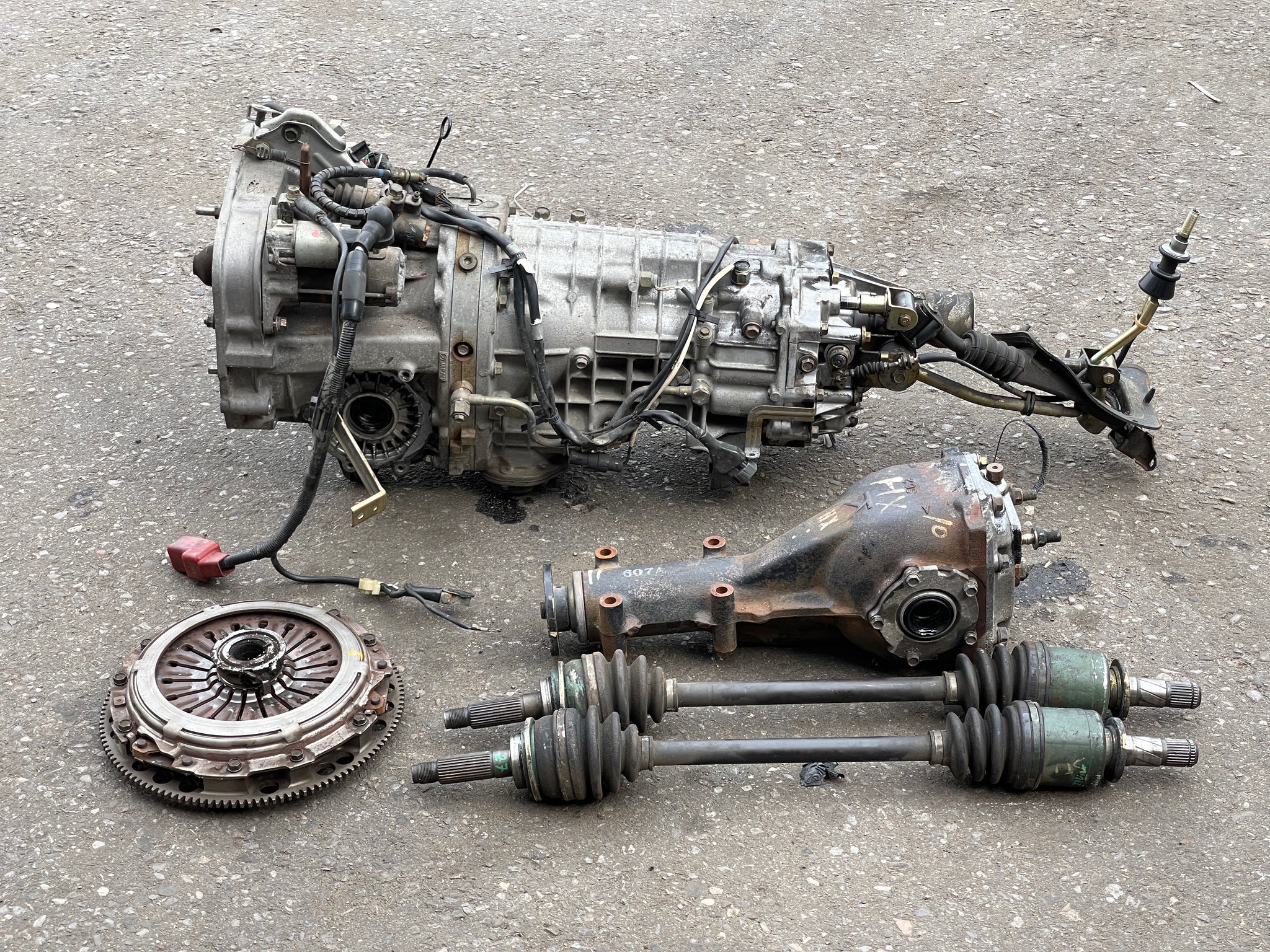 2089 | JDM 06-07 Subaru WRX STI V9 6 speed Dccd Transmission