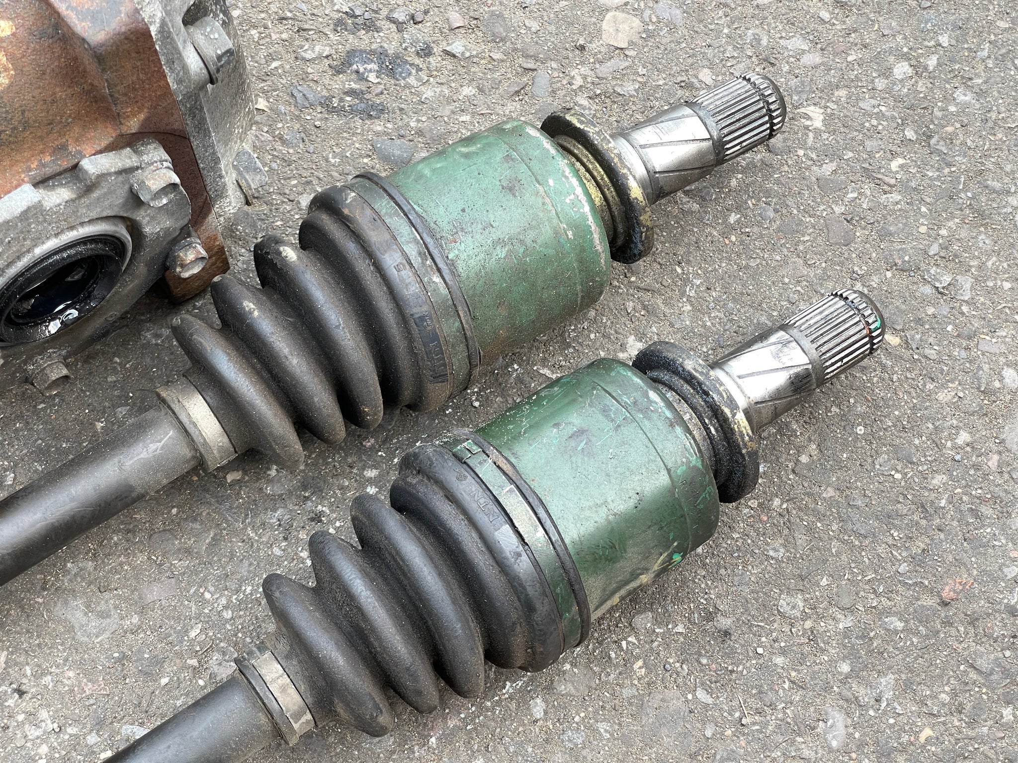 2089 | JDM 06-07 Subaru WRX STI V9 6 speed Dccd Transmission