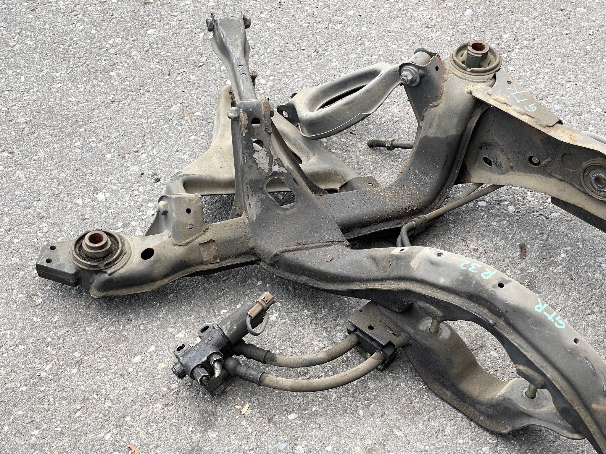 R32 Rear Subframe 1922 | Nissan Skyline GTR R32 Rear SubFrame With Suspension Parts ...