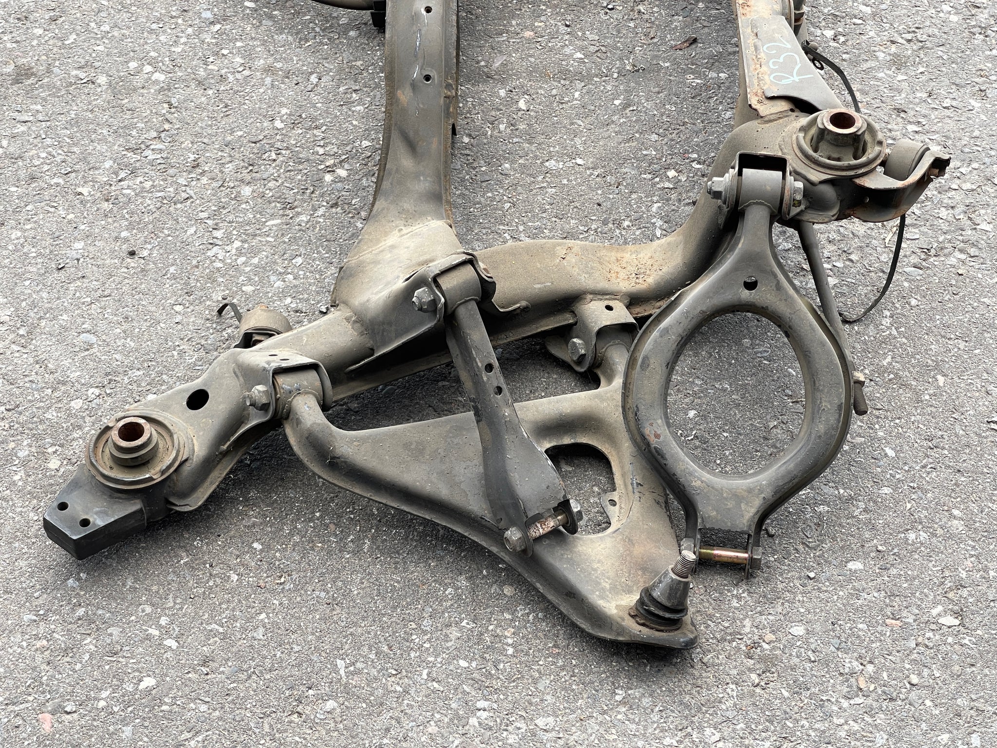 R32 Rear Subframe 1922 | Nissan Skyline GTR R32 Rear SubFrame With Suspension Parts ...