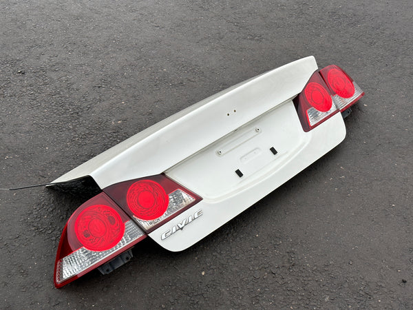 JDM 2006-2008 Honda Civic/Acura CSX Rear Trunk + TailLights