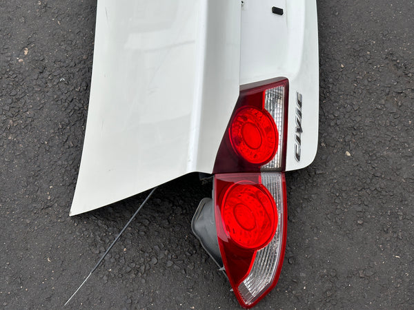 JDM 2006-2008 Honda Civic/Acura CSX Rear Trunk + TailLights