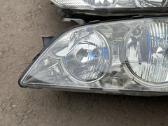 Toyota JDM Altezza GITA SXE10 01-05 Front Head Light Lamps Lexus IS300 IS200 OEM