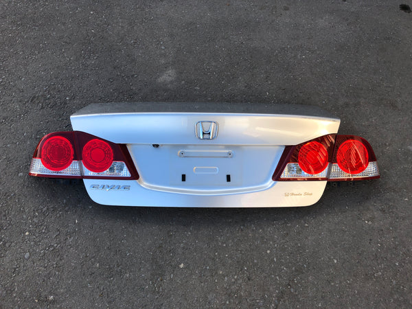 JDM 2006-2008 Honda Civic/Acura CSX Rear End Conversion Rear Trunk Bumper Lights