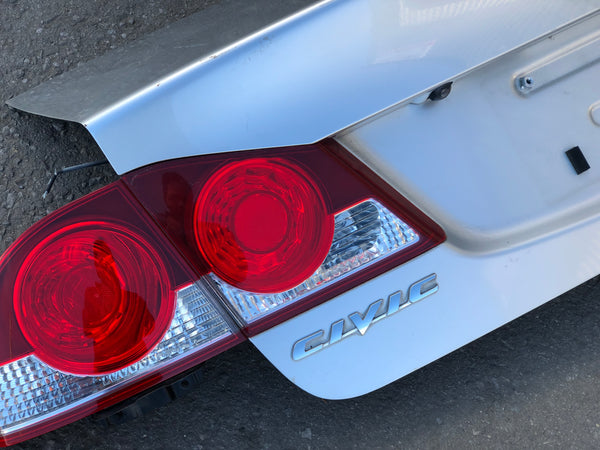 JDM 2006-2008 Honda Civic/Acura CSX Rear End Conversion Rear Trunk Bumper Lights
