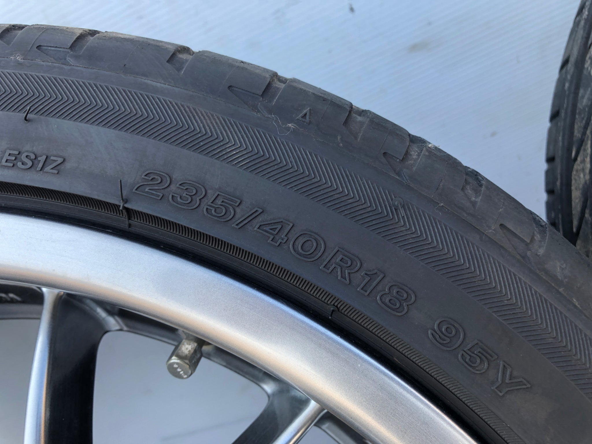 1684 | JDM PIAA Racing Sport Mesh 18 x 9.5 + 45 265/35R18 | 18 x