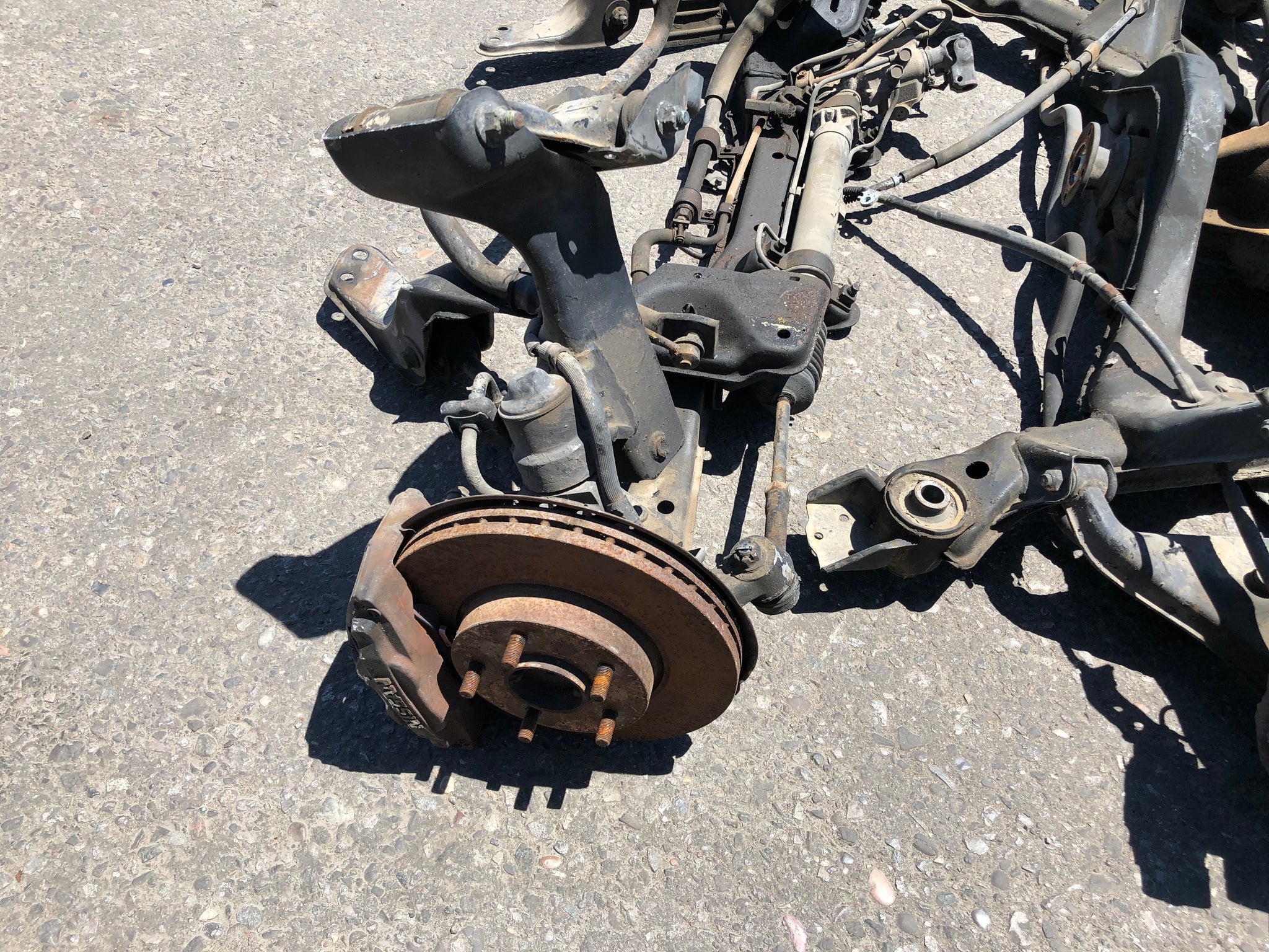 2336 | Nissan 300ZX Front and rear subframe knuckles arms calipers