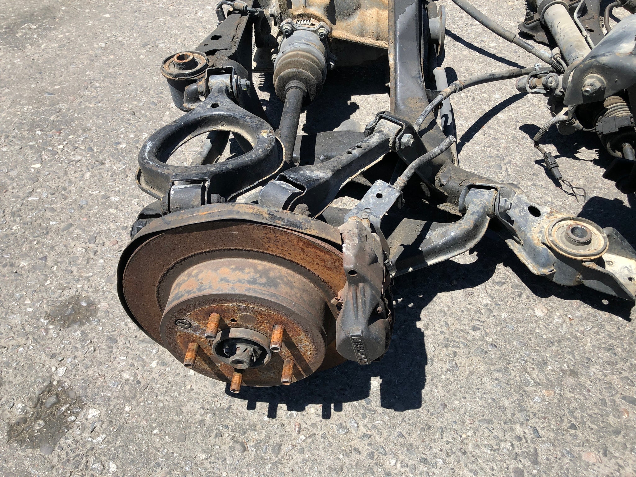 2336 | Nissan 300ZX Front and rear subframe knuckles arms calipers